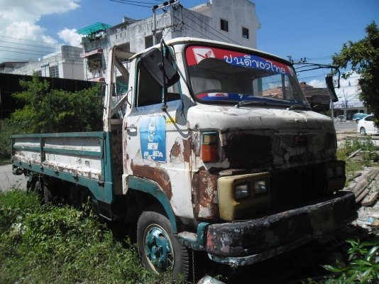 Hino km310 ไม่มีเล่มทะเบียน  ขายตามสภาพค่ะ