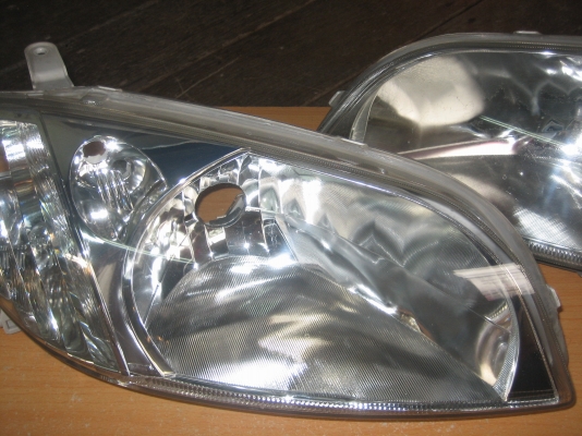 ขายไฟหน้าวีออส ปี2003-2006 ของแท้สภาพดี