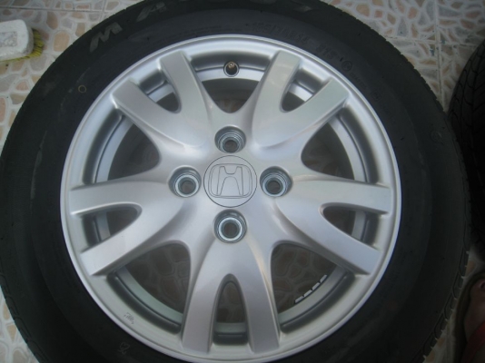 ขายล้อแม็กเดิม Honda brio 14 นิ้ว 4/100 +ยางปี 12 (081-3747940)