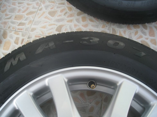 ขายล้อแม็กเดิม Honda brio 14 นิ้ว 4/100 +ยางปี 12 (081-3747940)