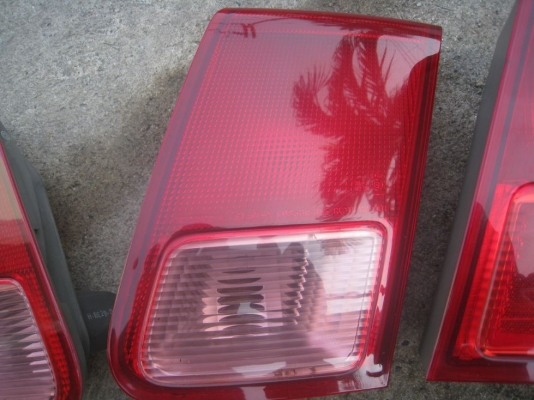 ขายไฟท้าย 4 ชิ้น civic dimension ปี 2001-2005 (081-3747940 )