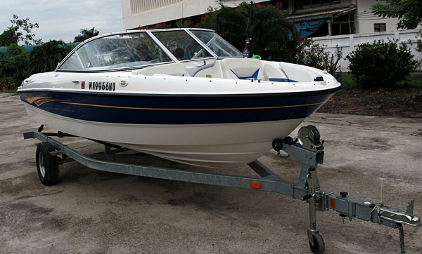 ปี2007 Bayliner 18.5ฟุต/เครื่อง3.0/four-stroke135แรงม้าประหยัดน้ำมัน 580000บาท