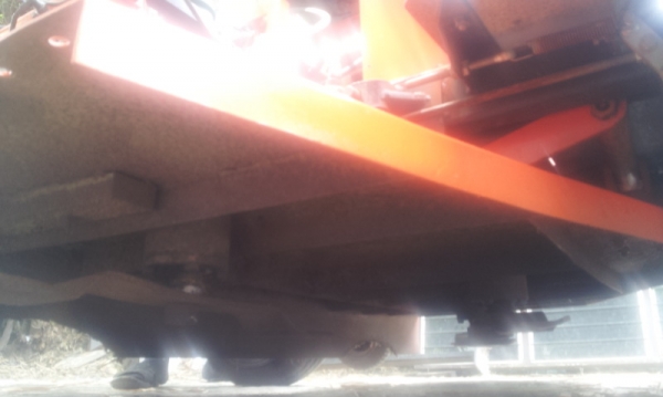 รถตัดหญ้านั่งขับมือสองจากญี่ปุ่น สภาพสวย  tel  0812746170