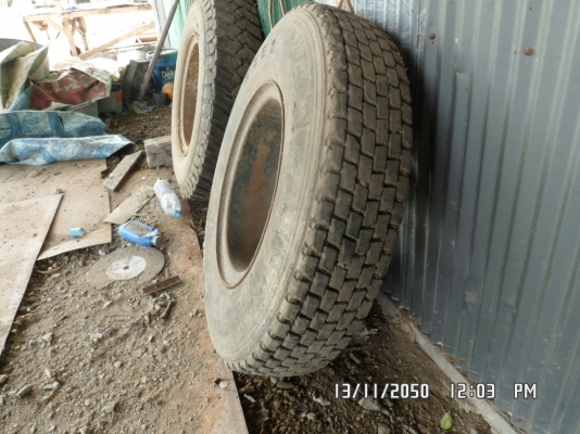 ขายด่วน ล้อพร้อมยาง 900 2เส้น