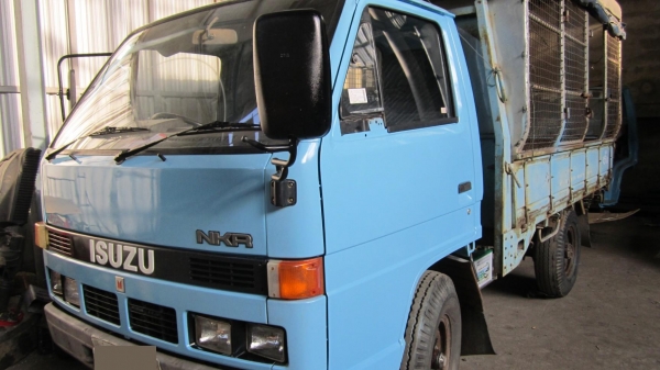 ขาย NKR ล้อ หัวยกได้ รถห้างแท้สวยจริงๆเอาช่างมาดูได้เลย กระบะไม้พร้อมกรง ขาย NKR ล้อ หัวยกได้ รถห้างแท้สวยจริงๆเอาช่างมาดูได้เลย กระบะไม้พร้อมกรง