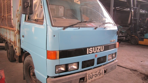 ขาย NKR ล้อ หัวยกได้ รถห้างแท้สวยจริงๆเอาช่างมาดูได้เลย กระบะไม้พร้อมกรง