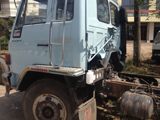 ขาย10ล้อ1เพลา ISUZU 175 แรงแท้ ขายหัวกับคัซซี