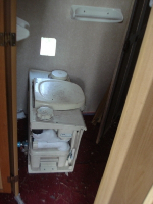 รถบ้านไฮโซ ใช้ลากไปไหนก้อได้น้ำหนักเบา