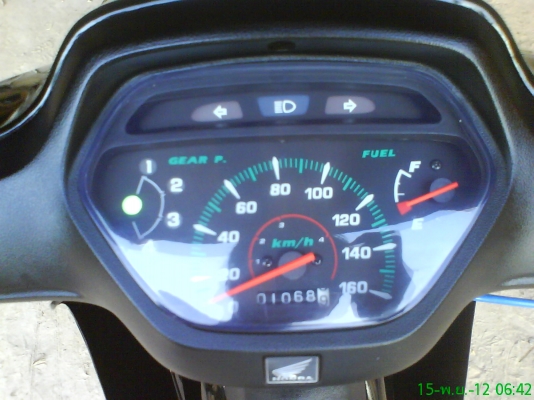 ขายเวฟ 110ตัวเก่า พร้อมเอกสารครบหมด รถเดิมๆราคา 16000 สนจัยโทร 0811838806