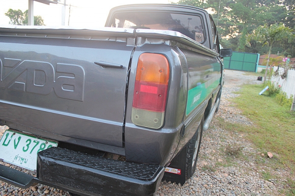 ขายมาสด้าครับ สนใจจริงต่อรองได้ครับ ครับ