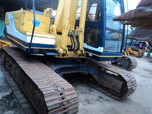 ขายด่วน KOBELCO SK120 มาร์คทรี  เก่าญี่ปุ่นสภาพสวย  เครื่องปั้มดี  ยังไม่เคยใช้งานในไทย