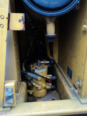 ขายด่วน KOBELCO SK120 มาร์คทรี  เก่าญี่ปุ่นสภาพสวย  เครื่องปั้มดี  ยังไม่เคยใช้งานในไทย