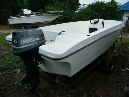 เรือ 16ฟุต พร้อมเครื่อง ยามาฮ่า 40แรง ราคาถูกๆๆครับ (ด่วนๆ)