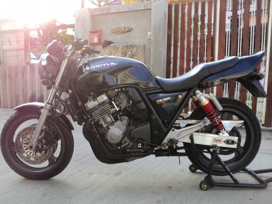 วุฒินนบุรี// ด่วนคับ CB400sf สวยเดิมสีเดิมญี่ปุ่นคับเครื่องดีแน่นๆมีอินวอย