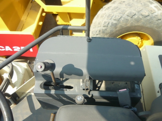 รถบด 10 ตัน Ingersollan SD100 รถนอกแท้ๆ ไม่ผ่านการใช้งานในไทย100\% พร้อมลุยงาน เอกสารครบ พร้อมจัดไฟแนนท์ รถบด 10 ตัน Ingersollan SD100 รถนอกแท้ๆ ไม่ผ่านการใช้งานในไทย100\% พร้อมลุยงาน เอกสารครบ พร้อมจัดไฟแนนท์