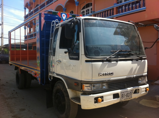 ขายรถบรรทุก 6 ล้อ (ดั้ม) อลูมิเนียม ฮีโน่ KR320 เครื่อง 150 แรงม้า หัวสิงห์ไฮเทค ยางดี คัสซีสวยมาก