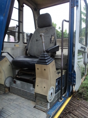 ขายด่วน KOBELCO SK60 มาร์คทรี เก่าญี่ปุ่นยังไม่เคยใช้งานในไทย สภาพดี เครื่องปั้มดี ไฟฟ้าครบ