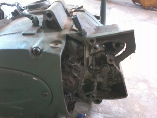 //ขายคนมารับซื้อของเก่าไปแล้วครับเครื่อง suzuki a100 ราคา300บาท// //ขายคนมารับซื้อของเก่าไปแล้วครับเครื่อง suzuki a100 ราคา300บาท//