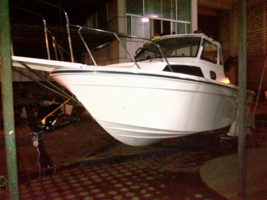 ขายเรือ yamaha 24' body year 2006 รับแลกรถ มอไซค์ตัวแรง ได้หมด
