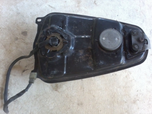 ขายอะไหล่หลายอย่างครับ ขายอะไหล่หลายอย่างครับ