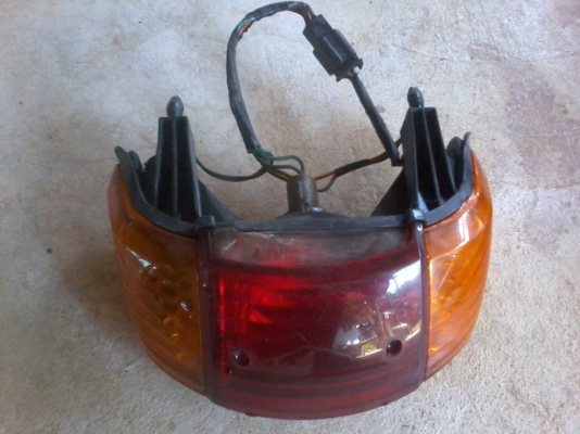 ขายอะไหล่หลายอย่างครับ ขายอะไหล่หลายอย่างครับ