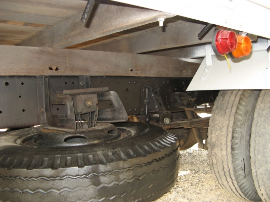 ขาย 6 ล้อ อีซูซุ NQR 175 แรง ยาว 5.50 ม.ปี 2007 พร้อมใช้งาน สภาพกว่า 90 \% สวยกิ๊ป ๆ สนใจชมรถก่อนได้ครับ