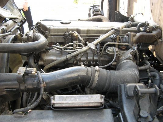 ขาย 6 ล้อ อีซูซุ NQR 175 แรง ยาว 5.50 ม.ปี 2007 พร้อมใช้งาน สภาพกว่า 90 \% สวยกิ๊ป ๆ สนใจชมรถก่อนได้ครับ