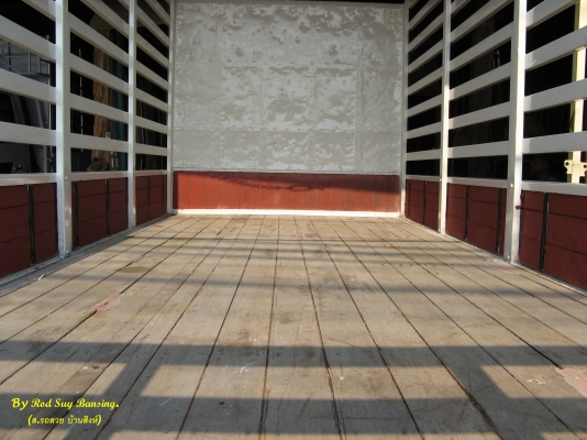 ขาย 6 ล้อ อีซูซุ NQR 175 แรง ยาว 5.50 ม.ปี 2007 พร้อมใช้งาน สภาพกว่า 90 \% สวยกิ๊ป ๆ