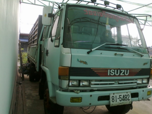 ขายหกล้อใหญ่ FRR 12JA ยาว 5.70 เมตร ขายหกล้อใหญ่ FRR 12JA ยาว 5.70 เมตร