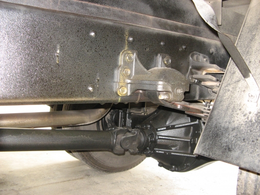 ขาย 6 ล้อ อีซูซุ FRR 190 แรง ตู้ 3 บาน ยาว 5 ม.ปี 2010 พร้อมใช้งาน สภาพกว่า 90 \% สวยกิ๊ป ๆ วิงแค่ 2x,xxx สนใจชมรถก่อนได้ครับ