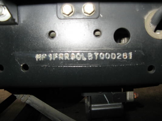 ขาย 6 ล้อ อีซูซุ FRR 190 แรง ตู้ 3 บาน ยาว 5 ม.ปี 2010 พร้อมใช้งาน สภาพกว่า 90 \% สวยกิ๊ป ๆ วิงแค่ 2x,xxx สนใจชมรถก่อนได้ครับ