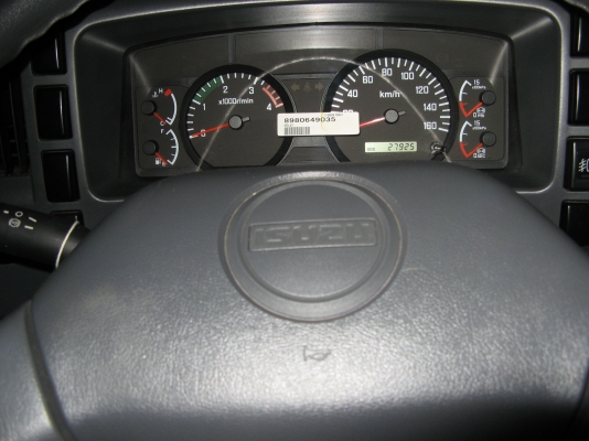 ขาย 6 ล้อ อีซูซุ FRR 190 แรง ตู้ 3 บาน ยาว 5 ม.ปี 2010 พร้อมใช้งาน สภาพกว่า 90 \% สวยกิ๊ป ๆ วิงแค่ 2x,xxx สนใจชมรถก่อนได้ครับ