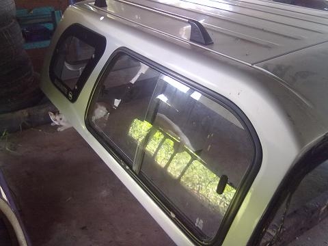 ขายหลังคาสามมิตร ใส่รถกระบะแค๊ํป NISSAN BIGM สภาพดีมาก ขายหลังคาสามมิตร ใส่รถกระบะแค๊ํป NISSAN BIGM สภาพดีมาก