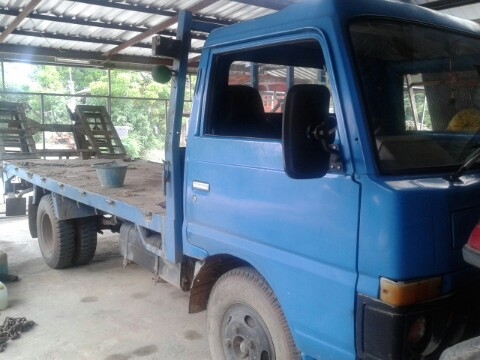 ขายรถลาก nissan cabstar 96  แรง ปี36 ทะเบียนเต็ม