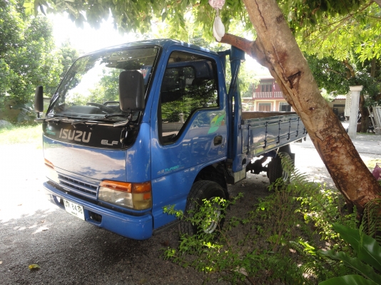 ขาย 4 ล้อ ไม่ติดเวลา NKR 66E เครื่อง 120 สภาพสวย พร้อมใช้