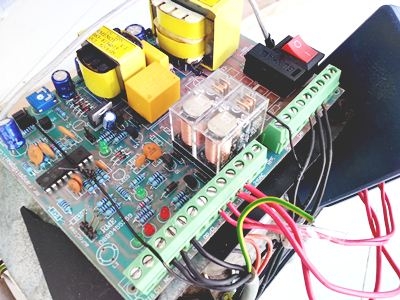 ขายถูกๆๆๆ ชุดมอเตอร์ประตูรีโมท มือสอง มีมอเตอร์+แผงควบคุม+แผงรีโมท+ฟันเฟือง รับน้ำหนัก 600-1000 KG