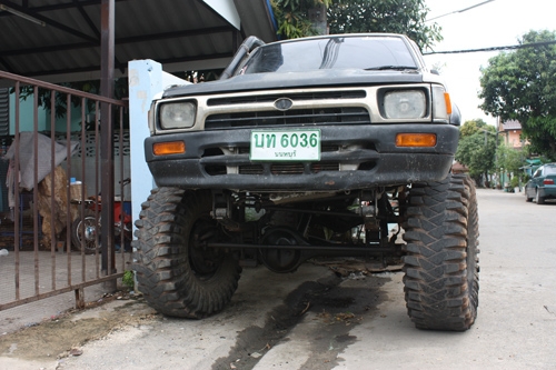 ขาย Toyota Mighty หัวเดียว 4x4 สูงปรี๊ด ลุยป่า ราคาเบาๆ