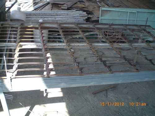 แผ่นเหล็กปั้มทำเป็นตะแกรงรั้วบ้าน,กั้นคอกสัตว์,ราคถูก แผ่นเหล็กปั้มทำเป็นตะแกรงรั้วบ้าน,กั้นคอกสัตว์,ราคถูก