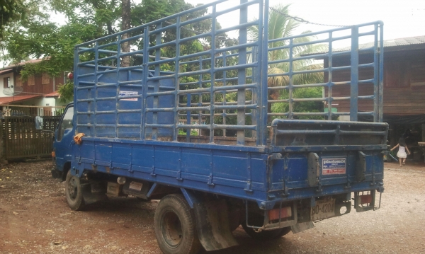 ขายรถ6ล้อกลาง โตโยต้า ไดน่า300 ปี33 ลดราคาเหลือ260000