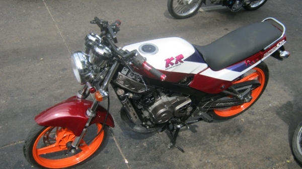 ขาย KAWASAKI victor 150 ปี40 ขาย18000บาท ขาย KAWASAKI victor 150 ปี40 ขาย18000บาท