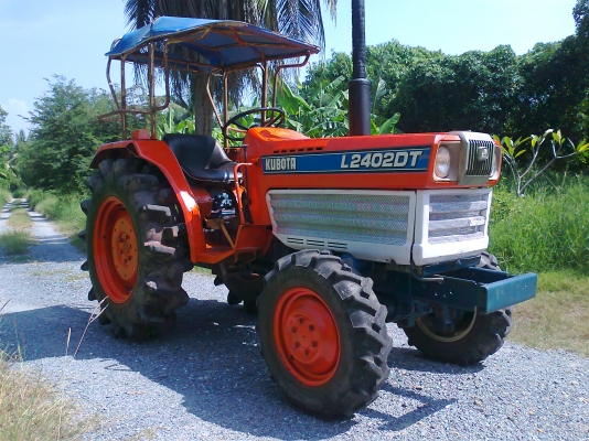 ขายรถไถ KOBUTA L2402DT 4x4WD พร้อมผาน4 ขายรถไถ KOBUTA L2402DT 4x4WD พร้อมผาน4