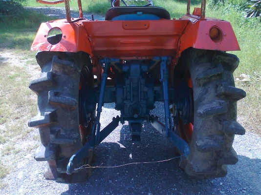 ขายรถไถ KOBUTA L2402DT 4x4WD พร้อมผาน4 ขายรถไถ KOBUTA L2402DT 4x4WD พร้อมผาน4