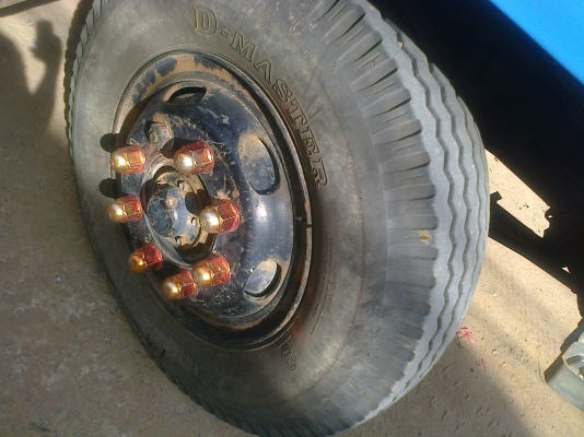 MITSUBISHI FUSO FN527 M-A 190 HP 6D16 รถหางปลาสิบล้อ 2 เพลา มีหางไฮดรอลิกส์ขึ้นรถเกี่ยวครบพร้อมใช้งาน เครื่องแห้งแรงดีไม่มีเยิ้ม ภายในเก๋งสวยครบ พวงมาลัยเพาเวอร์ เบรคทริ๊ปฟี้ ช่วงล่างคัชซีสวยไม่มีดาม ยางสภาพดีมาก ทะเบียนภาษีครบพร้อมโอนครับ