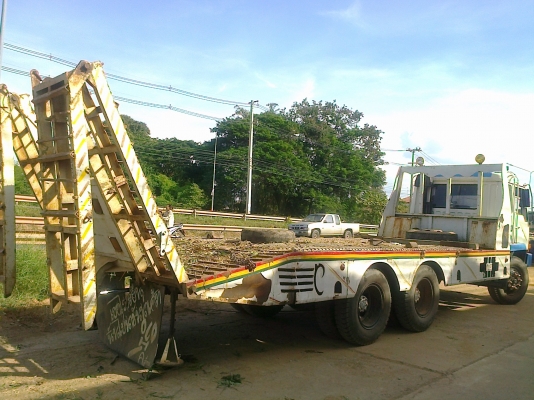 MITSUBISHI FUSO FN527 M-A 190 HP 6D16 รถหางปลาสิบล้อ 2 เพลา มีหางไฮดรอลิกส์ขึ้นรถเกี่ยวครบพร้อมใช้งาน เครื่องแห้งแรงดีไม่มีเยิ้ม ภายในเก๋งสวยครบ พวงมาลัยเพาเวอร์ เบรคทริ๊ปฟี้ ช่วงล่างคัชซีสวยไม่มีดาม ยางสภาพดีมาก ทะเบียนภาษีครบพร้อมโอนครับ