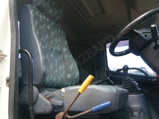 รถบรรทุก 10 ล้อดั๊มพ์ ยี่ห้อ HINO MEGA 320 แรงม้า มีหัวลำโพงระบบลากจูง