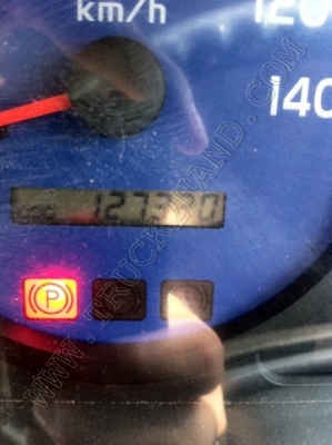 รถบรรทุก 10 ล้อดั๊มพ์ ยี่ห้อ HINO MEGA 320 แรงม้า มีหัวลำโพงระบบลากจูง