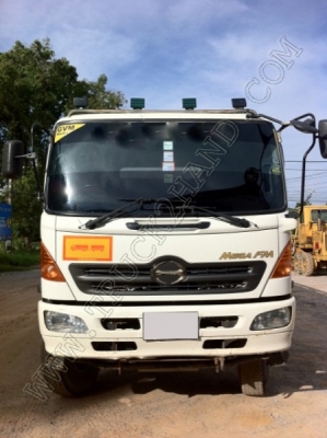 รถบรรทุก 10 ล้อดั๊มพ์ ยี่ห้อ HINO MEGA 320 แรงม้า มีหัวลำโพงระบบลากจูง