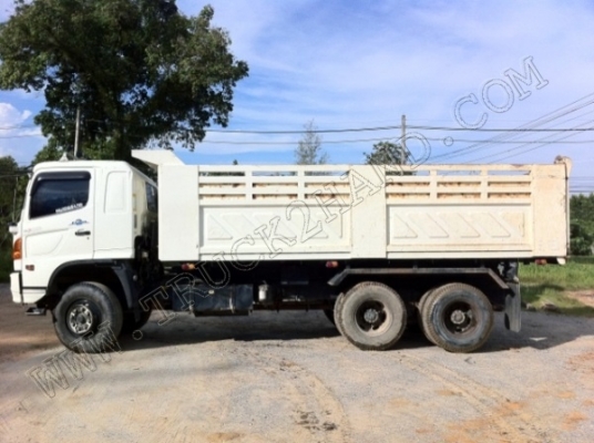 รถบรรทุก 10 ล้อดั๊มพ์ ยี่ห้อ HINO MEGA 320 แรงม้า มีหัวลำโพงระบบลากจูง