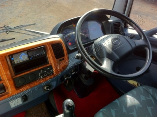 รถบรรทุก 10 ล้อดั๊มพ์ ยี่ห้อ HINO MEGA 320 แรงม้า มีหัวลำโพงระบบลากจูง