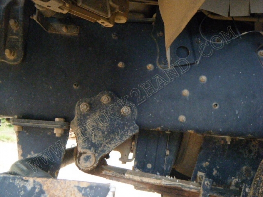 รถบรรทุก 10 ล้อดั๊มพ์ ยี่ห้อ HINO MEGA 320 แรงม้า มีหัวลำโพงระบบลากจูง